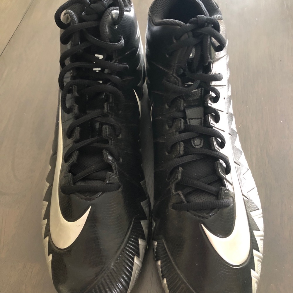 Nike Alpha football cleats. Never been worn on the field.